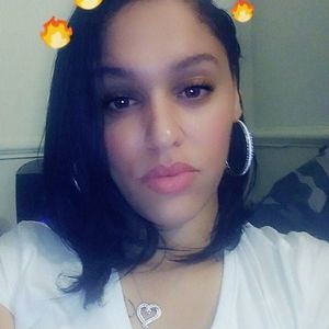 Meet your Posher, Kendra